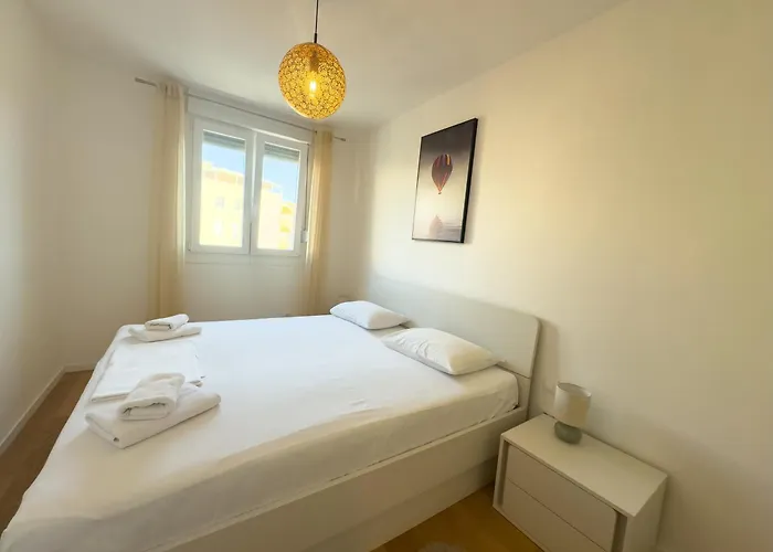 Nikolina Apartment Split